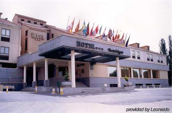 Puerta De Segovia Hotel La Lastrilla Eksteriør billede
